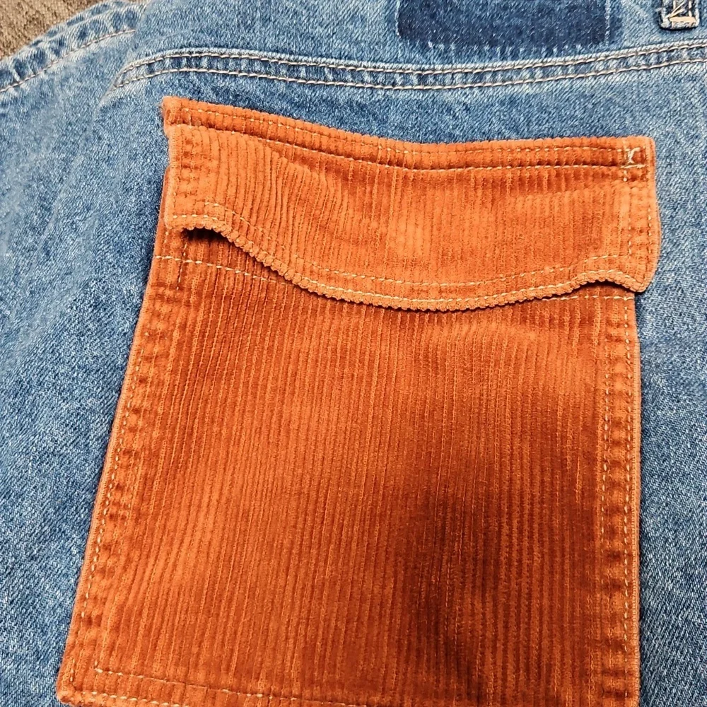 Forever 21 Denim Cargo Pants with Brown Pockets Size 30